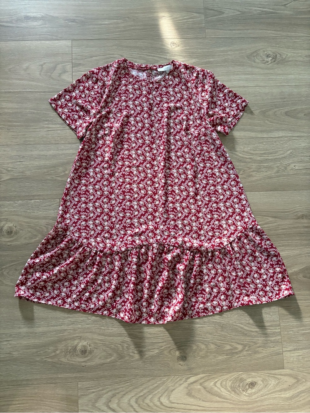 LOFT Red and Cream Floral Short Sleeve Dress